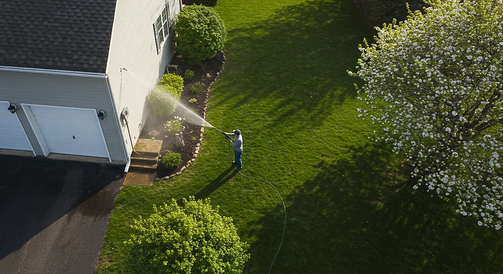 How Often Should You Pressure Wash Vinyl Siding vs. Other Materials?