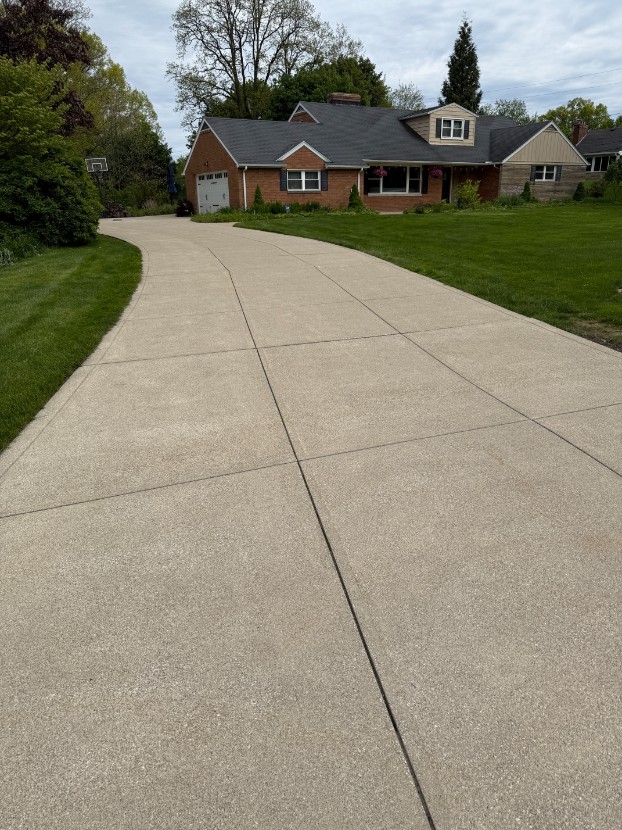 Long residential driveway cleaned by Valley Powerwash
